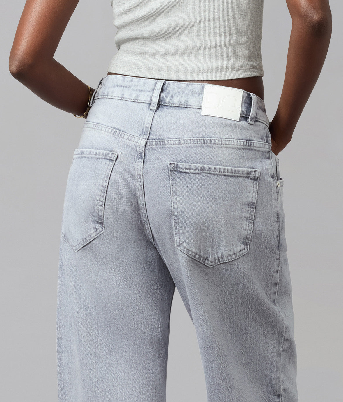 LENNOX-MON High Rise Barrel Jeans 30" Inseam