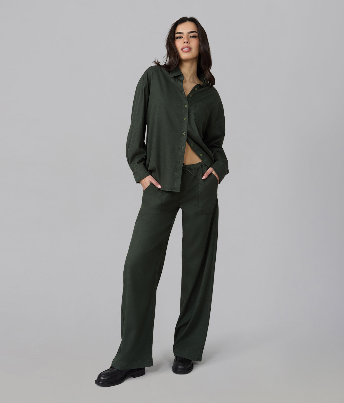REMY-CMS Mid Rise Wide Leg Trouser