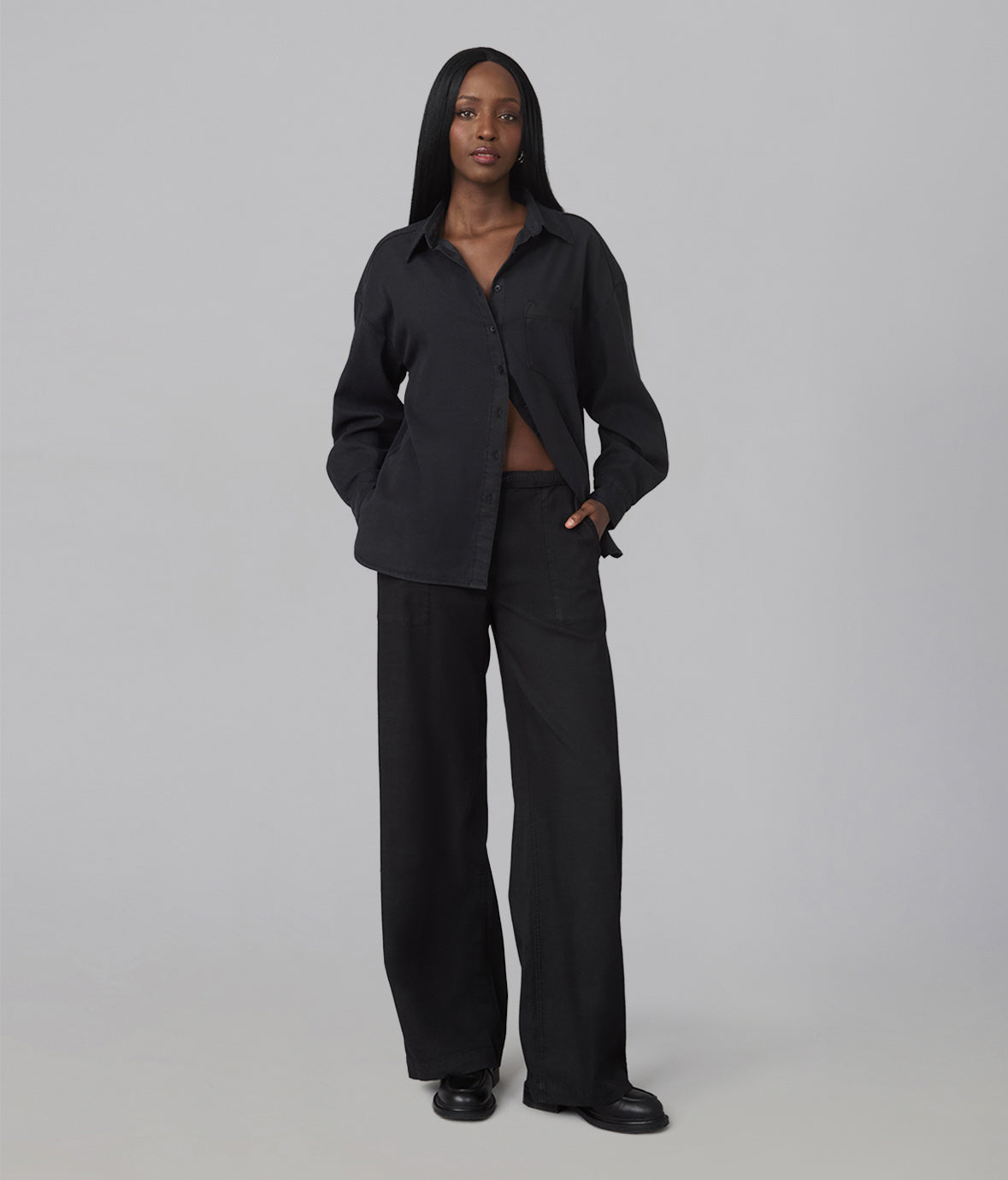 VERONICA-BLK Weekend Blouse