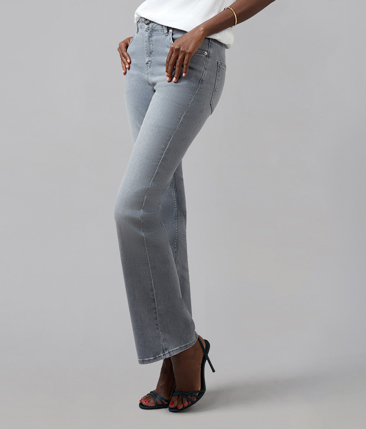 BILLIE-WI High Rise Bootcut Jeans  31" Inseam
