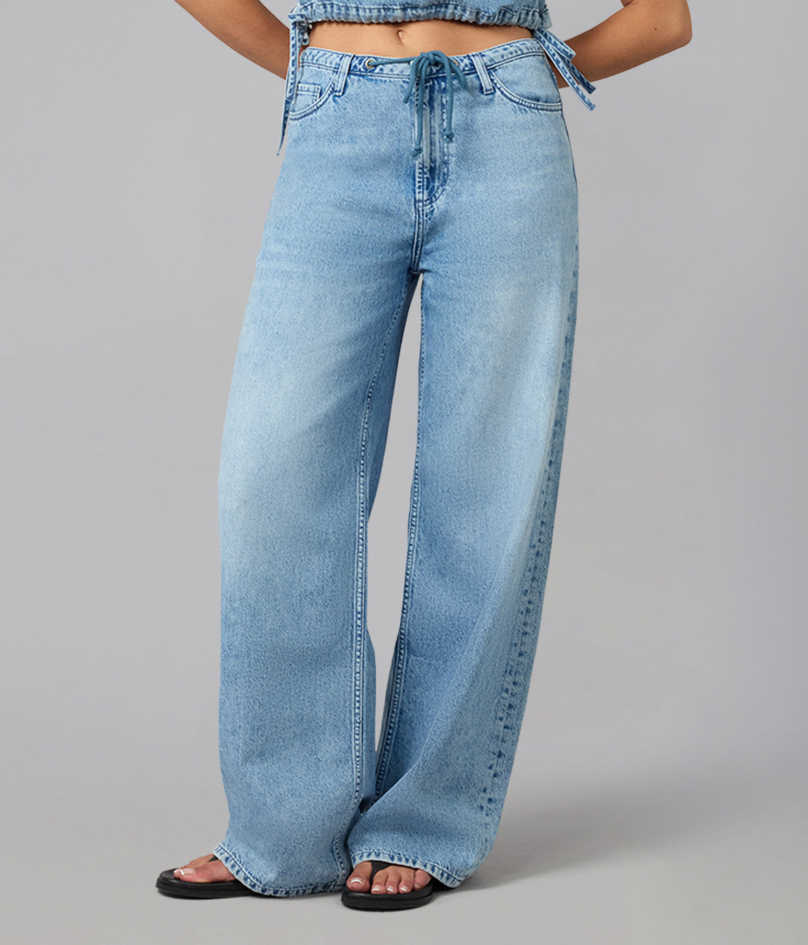 REMY-DW Mid Rise Wide Leg Trouser