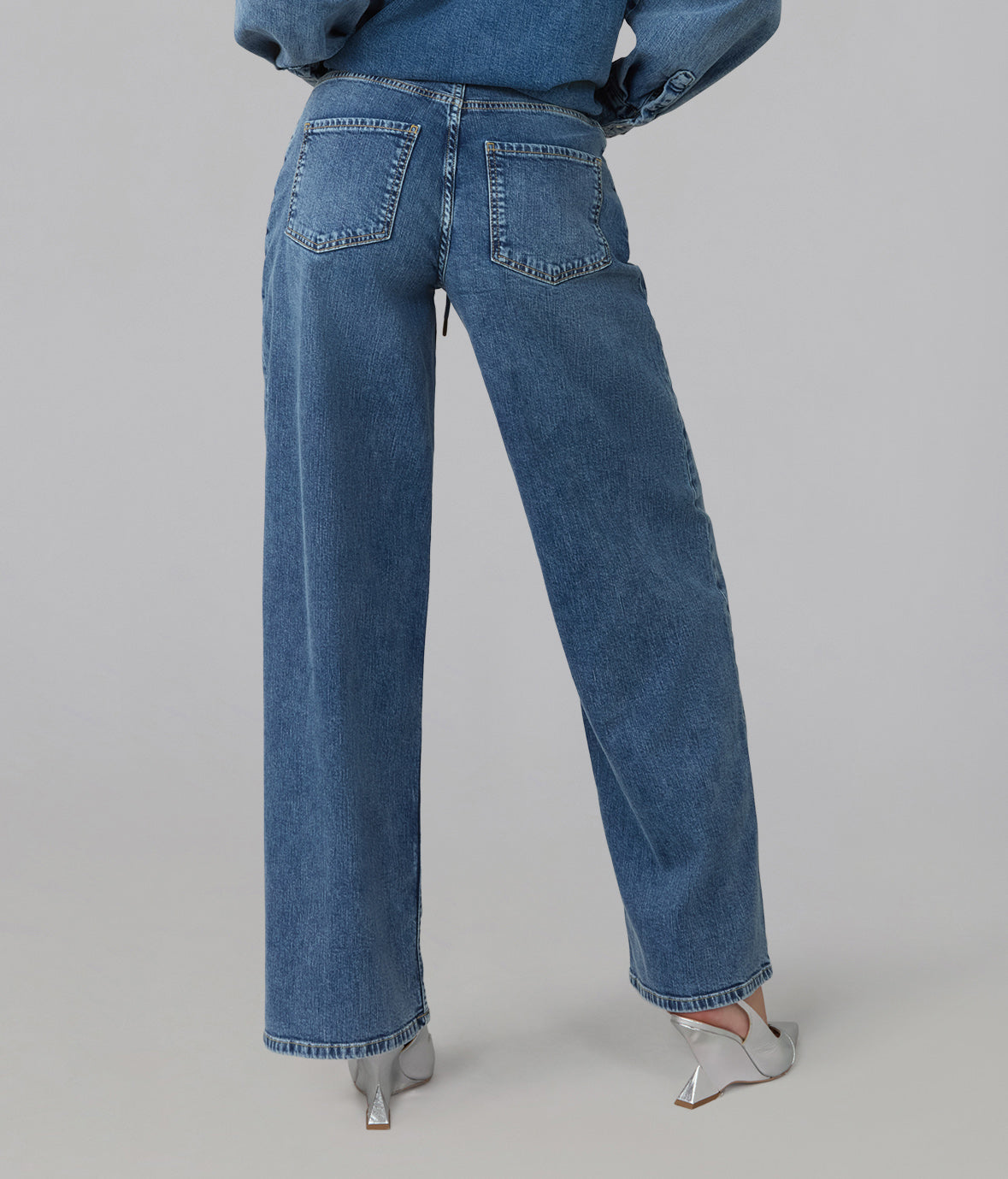REMY-HI Mid Rise Wide Leg Trouser